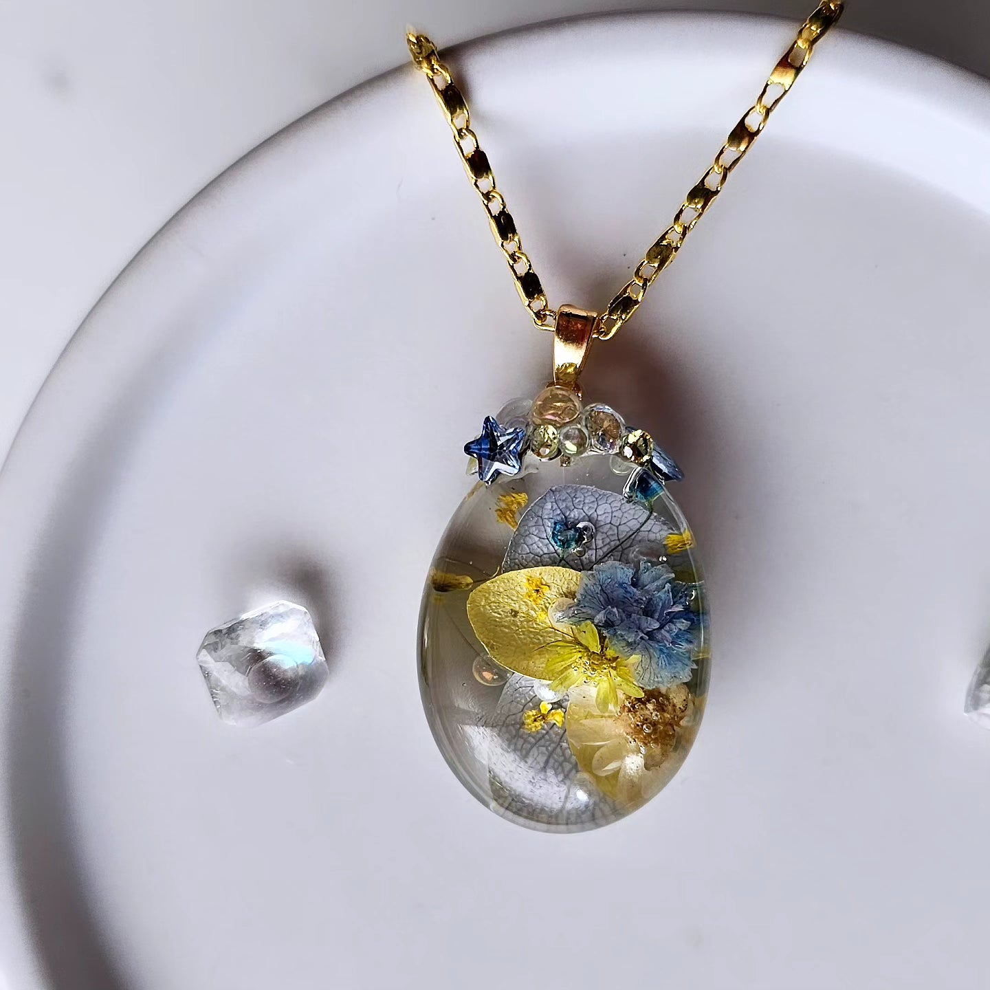 Celestial Bloom Pendant